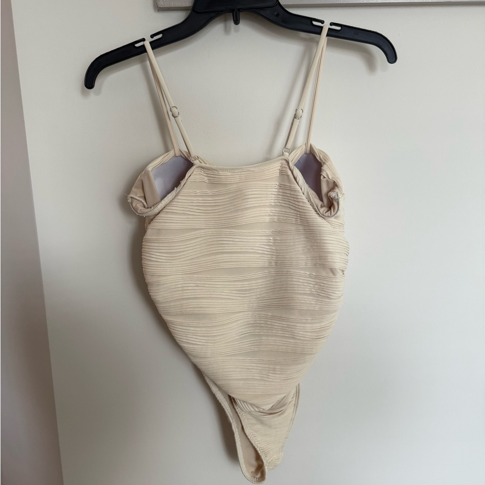 Chic Cream Ruched Bodysuit - Picture 2 of 3